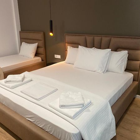 Augusto Rooms Sarandë Exteriör bild