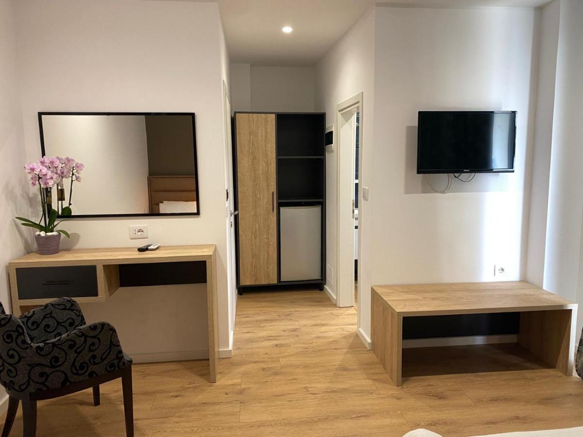 Augusto Rooms Sarandë Exteriör bild