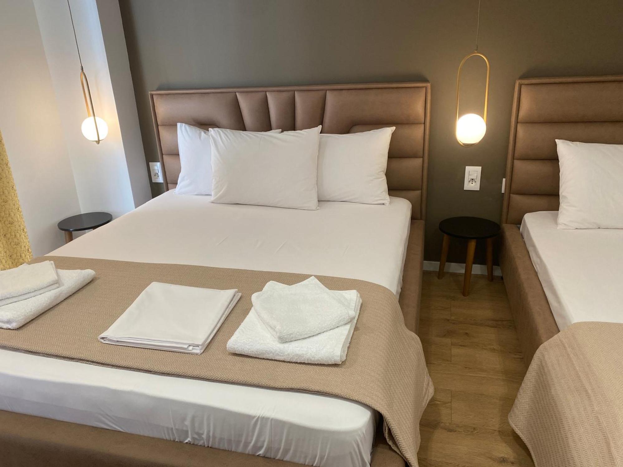 Augusto Rooms Sarandë Exteriör bild
