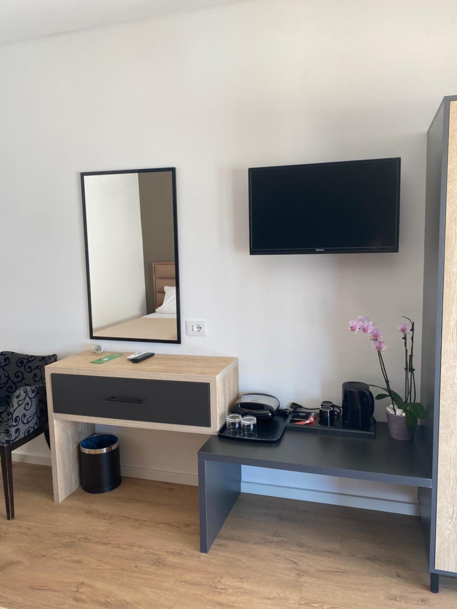 Augusto Rooms Sarandë Exteriör bild